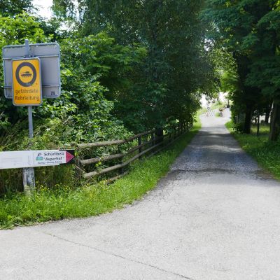 014 wegen Hochwasser gesperrt